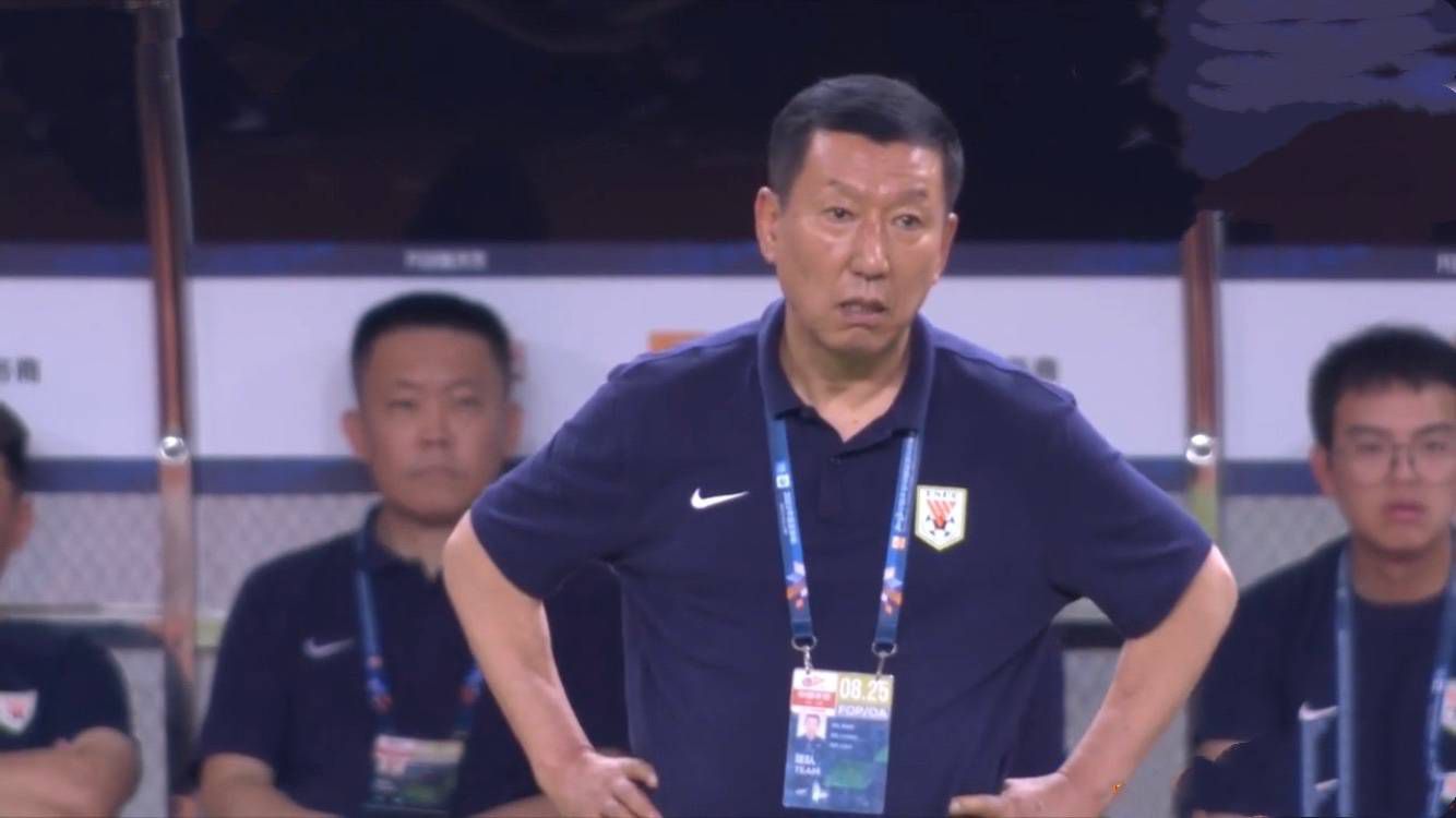 NBA伤病爵士VS鹈鹕爵士：马尔卡宁缺席　鹈鹕：马特-里安、麦科勒姆、特雷-墨菲缺席快船VS掘金快船：梅森-普拉姆利、波士顿缺席掘金：约基奇、阿隆-戈登、贾马尔-穆雷、钱查尔缺席专家推荐【单舞飞扬】足球推荐近13中12早场带来巴甲解析【天机老人】足球推荐4连红早场带来巴甲解析【大自然】足球推荐7中6早场带来玻利甲解析今日是周二，早场有巴甲、阿超赛事，晚间亚冠赛事继续进行。